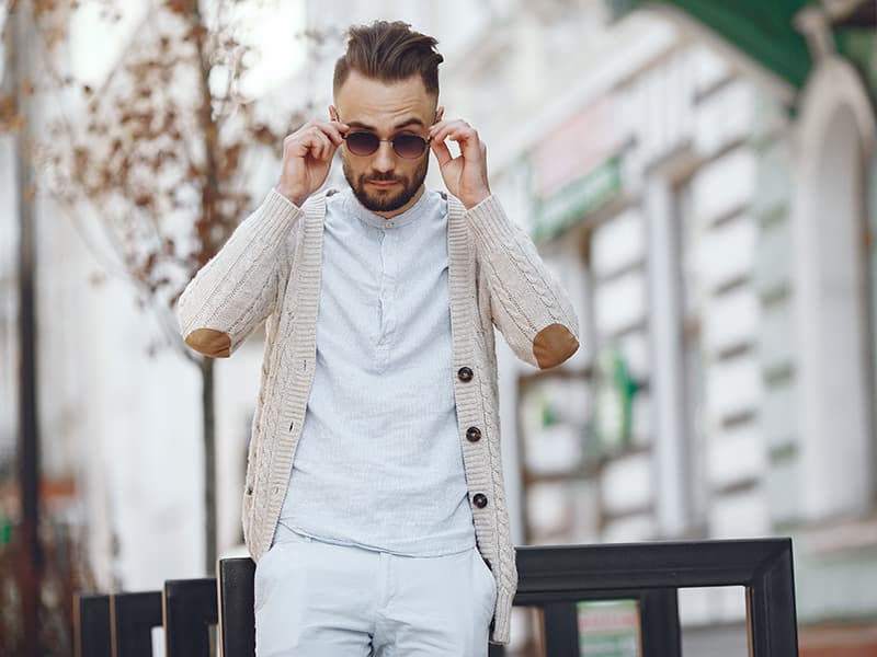 نمونه‌ای از استایل کژوال با اکسسوری‌های مینیمال